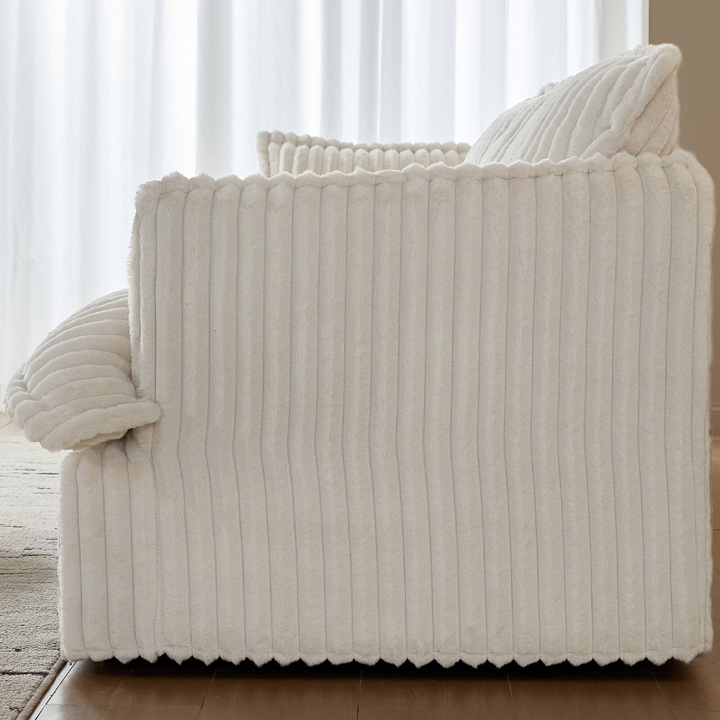 Guyii Oversized 4-Seater Sofa, Extra-Wide Convertible Sofa with 4 Pillows