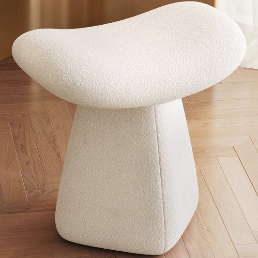 Guyii Boucle Curved Saddle Makeup Stool, Modern Footrest for Dressing Table, Entryway, Living Room